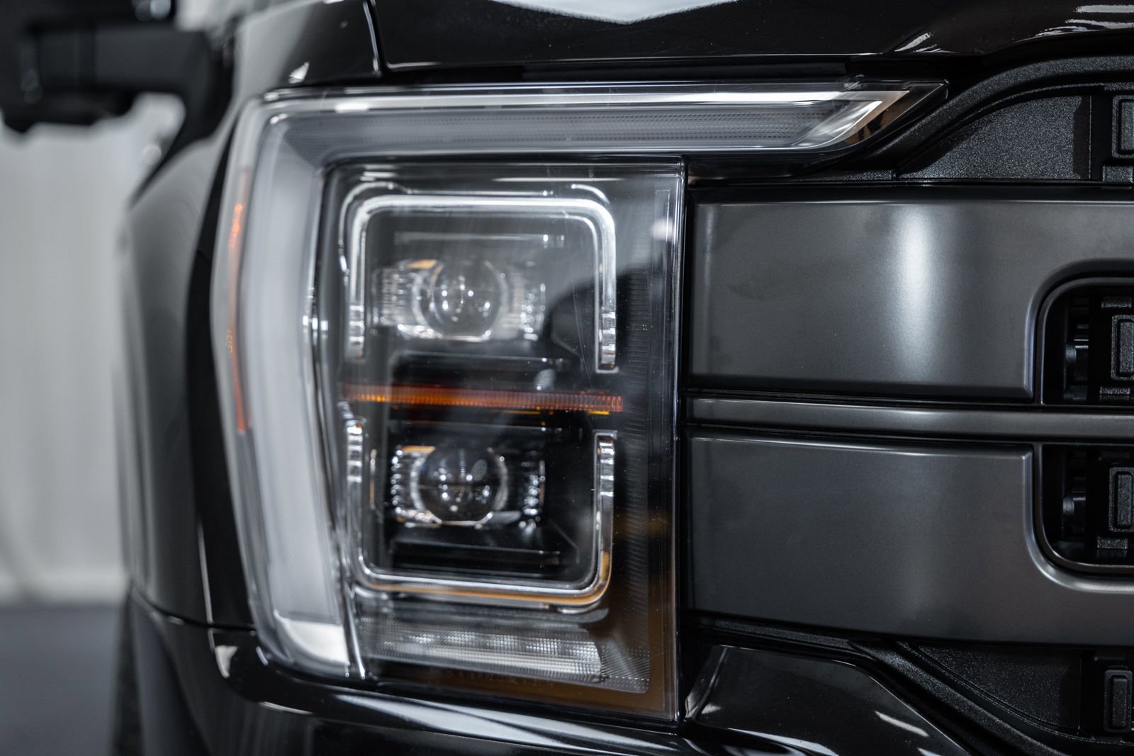 Certified 2023 Ford F150 Lariat w/ Equipment Group 502A High image 9