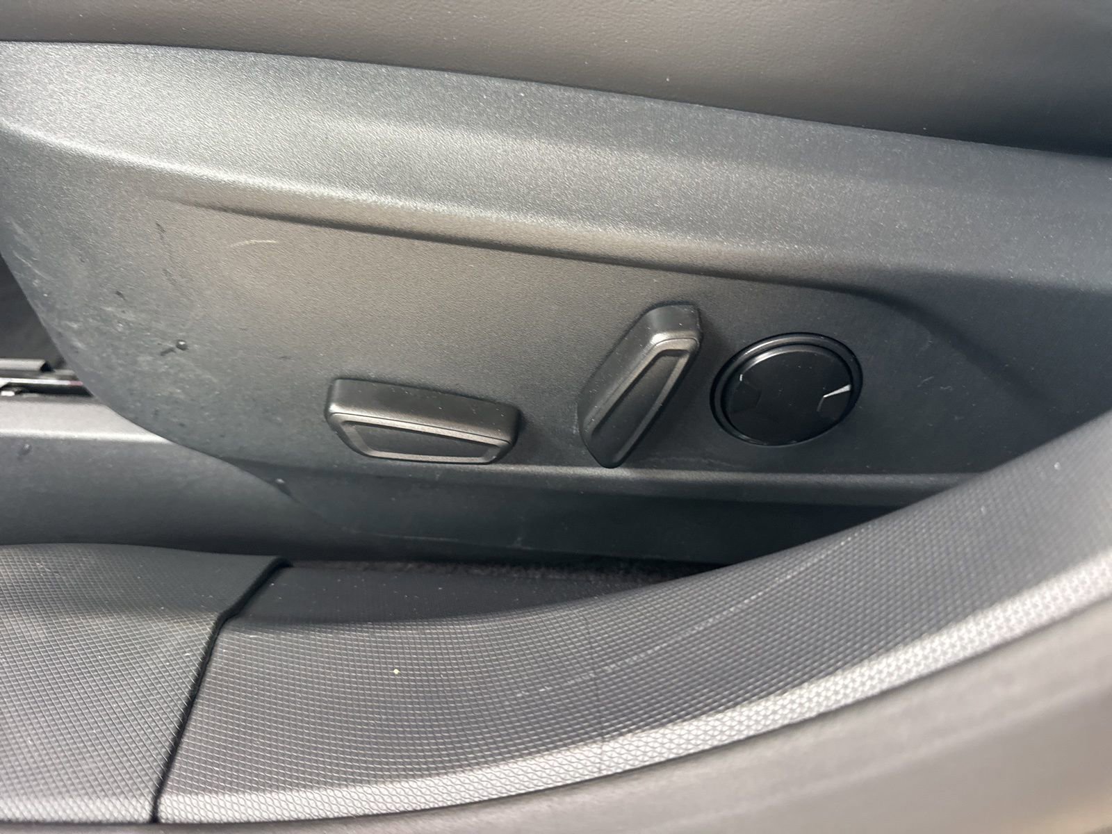 Certified 2025 Ford Mustang Mach-E Premium image 23