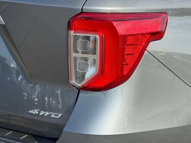 Certified 2023 Ford Explorer XLT w/ Equipment Group 202A AWD/4WD image 31