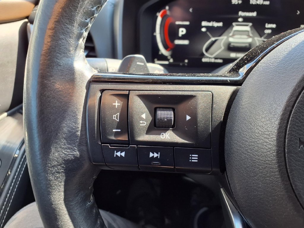 Used 2022 Nissan Rogue Platinum w/ Head-Up Display Package FWD image 17