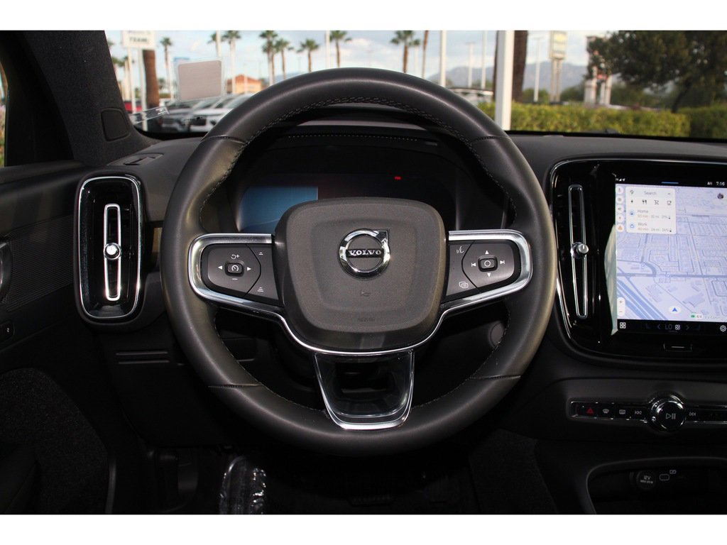 Used 2023 Volvo C40 P8 Recharge Plus image 10