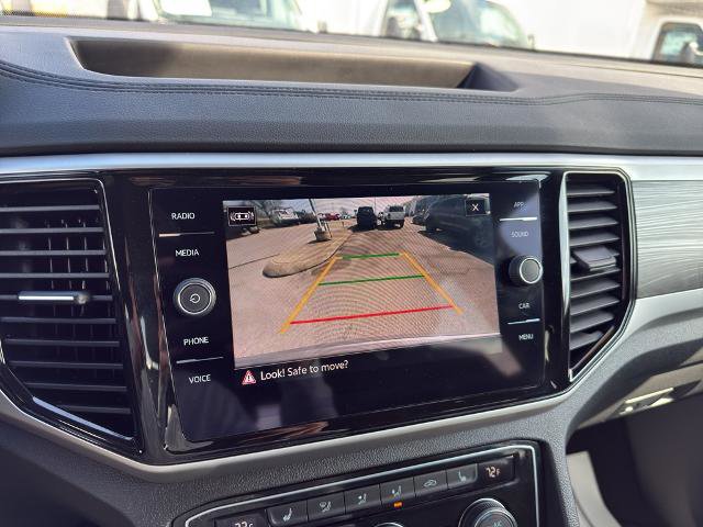 Used 2023 Volkswagen Atlas Cross Sport SE image 30