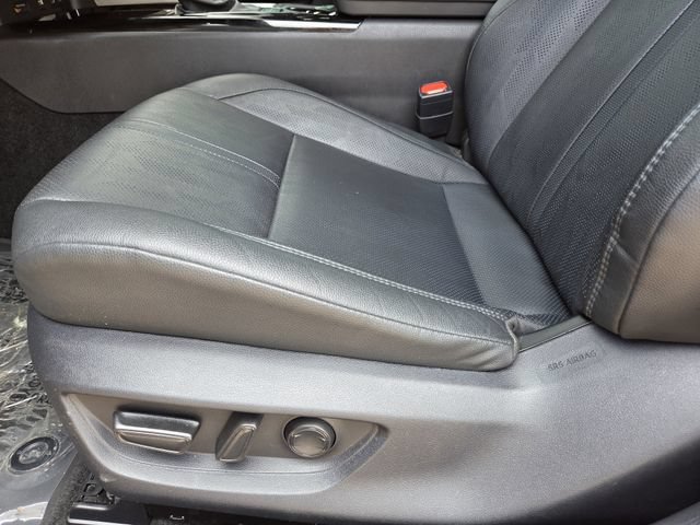 Used 2025 Toyota Camry XSE FWD image 14