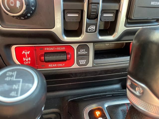 Used 2021 Jeep Gladiator Rubicon AWD/4WD image 32