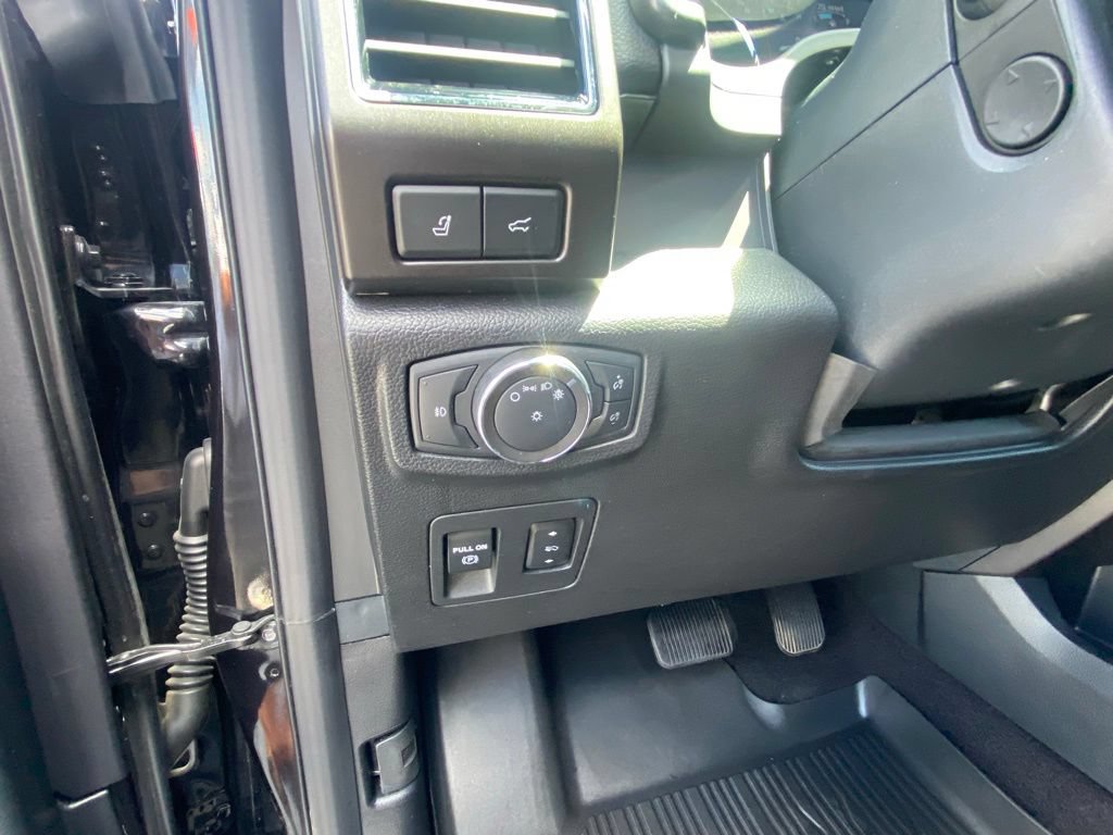 Certified 2021 Ford Expedition Limited w/ Cargo Package AWD/4WD image 12