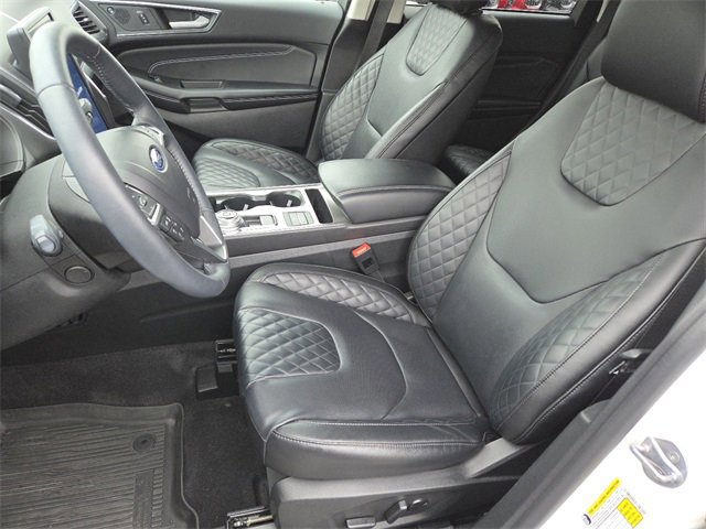 Certified 2024 Ford Edge Titanium w/ Equipment Group 301A image 33