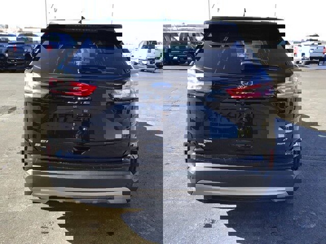 Certified 2022 Ford Edge SEL w/ Convenience Package image 4