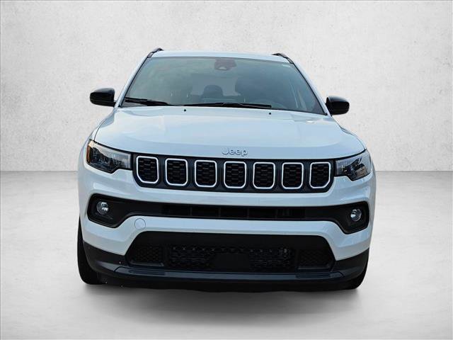 Used 2025 Jeep Compass Latitude image 8