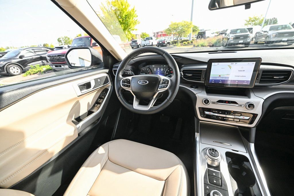 Certified 2023 Ford Explorer XLT w/ Equipment Group 202A image 37