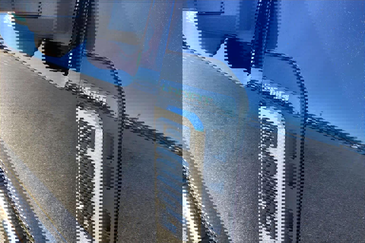 Certified 2023 Ford F250 Lariat w/ Chrome Package image 12