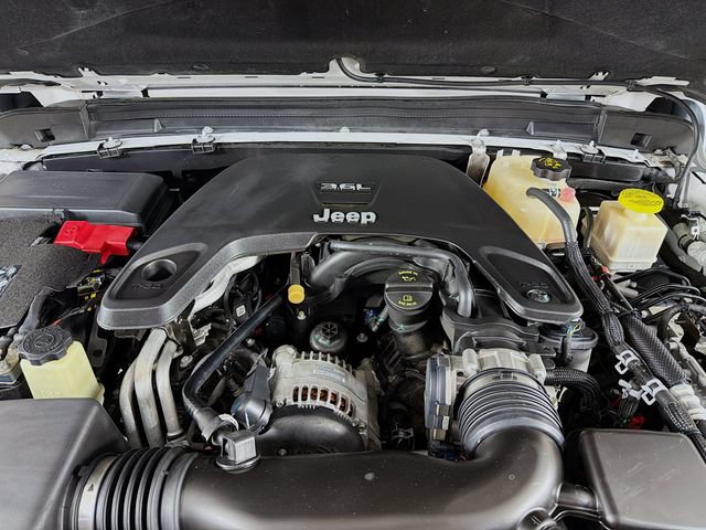 Used 2020 Jeep Gladiator Mojave AWD/4WD image 35