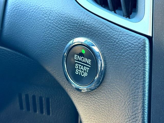 Certified 2021 Ford Edge SE image 17