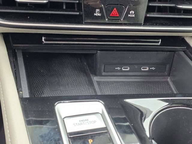 Used 2024 Volkswagen Atlas SE w/ Black Wheel Package image 22