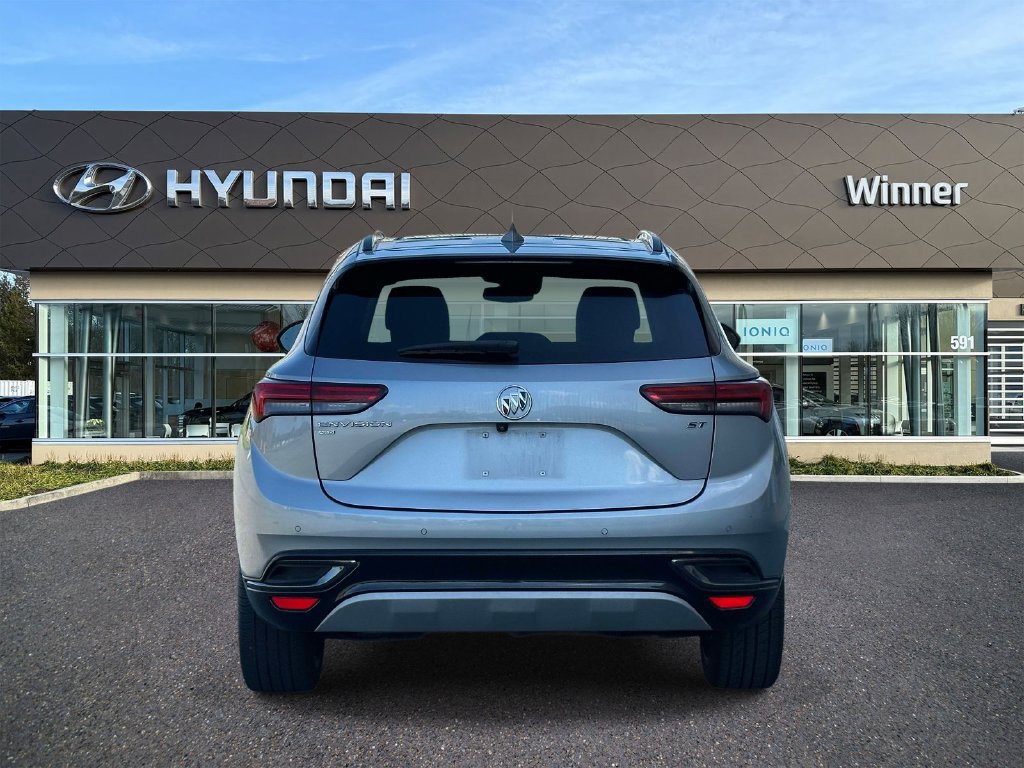 Used 2023 Buick Envision Essence w/ Sport Touring Package AWD/4WD image 3