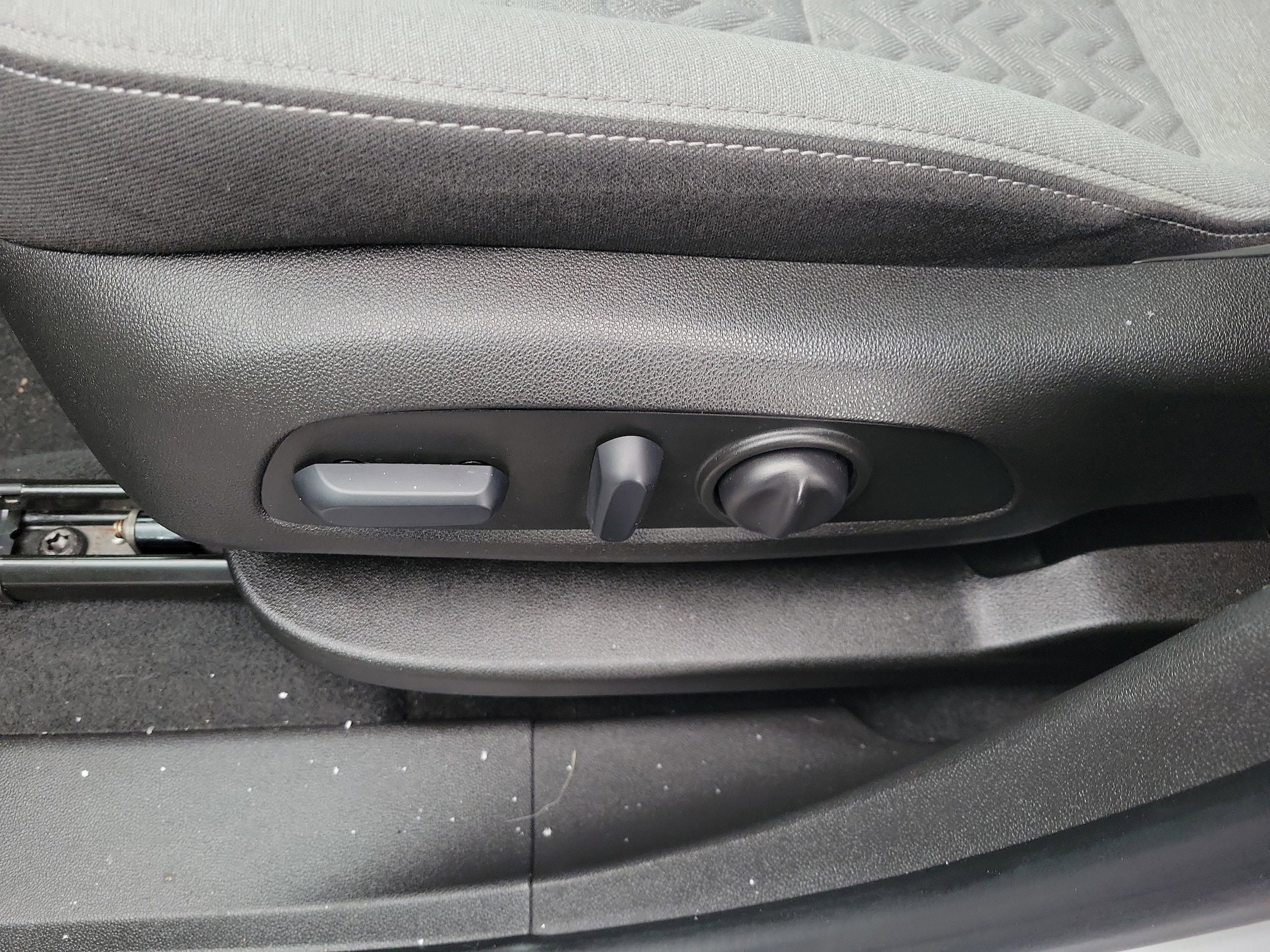 Used 2022 Chevrolet Equinox LT FWD image 18