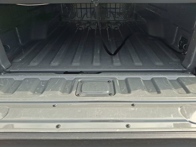 Used 2022 Jeep Gladiator Sport AWD/4WD image 29