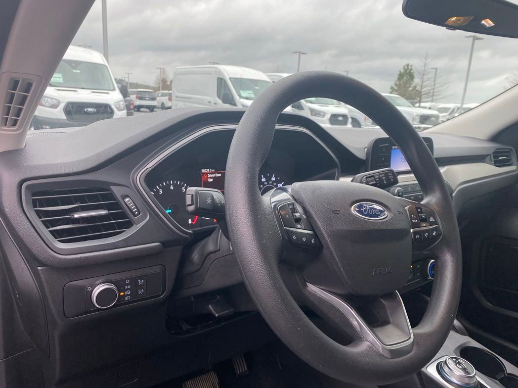 Certified 2022 Ford Escape S image 9
