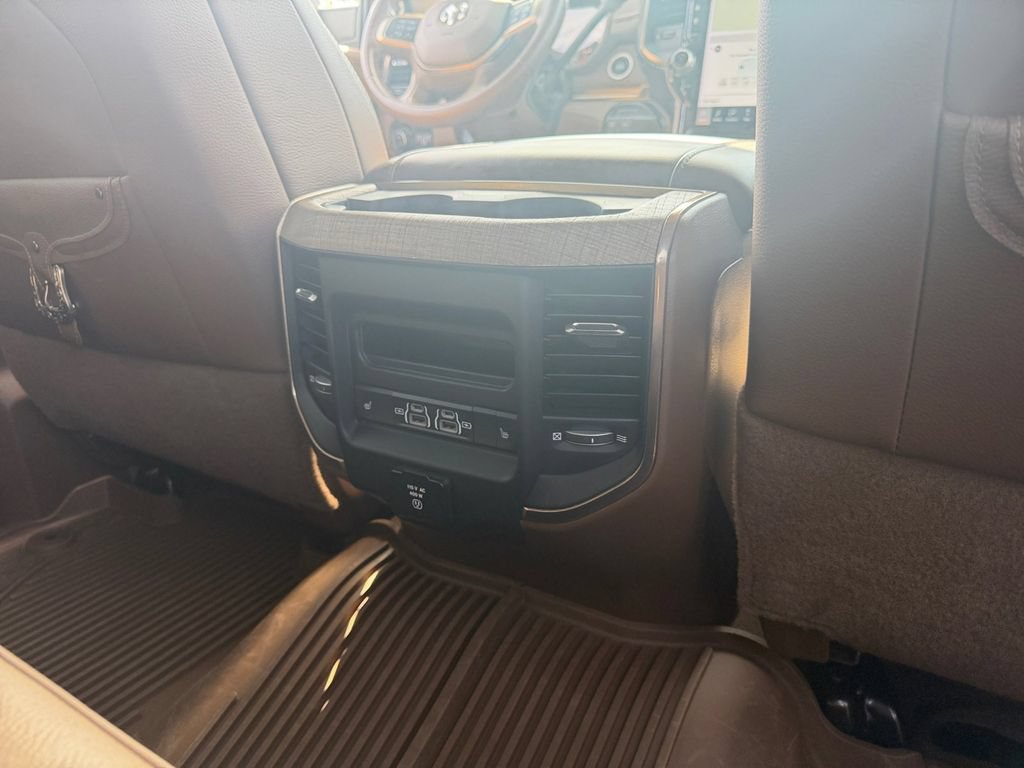 Used 2022 RAM 3500 Limited AWD/4WD image 19