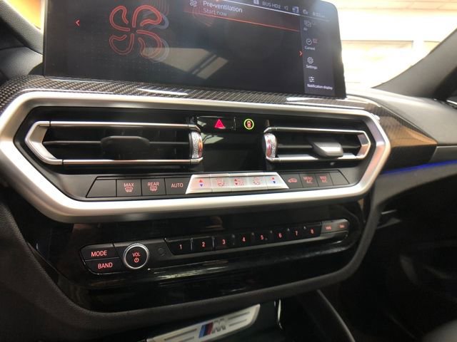 Used 2022 BMW X4 M40i image 17