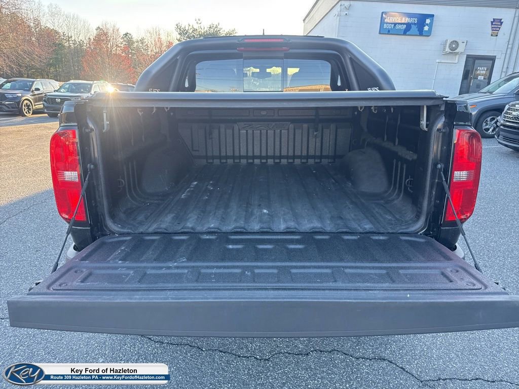 Used 2022 Chevrolet Colorado ZR2 w/ ZR2 Midnight Special Edition image 21