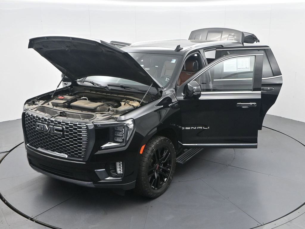 Used 2023 GMC Yukon Denali Ultimate AWD/4WD image 34