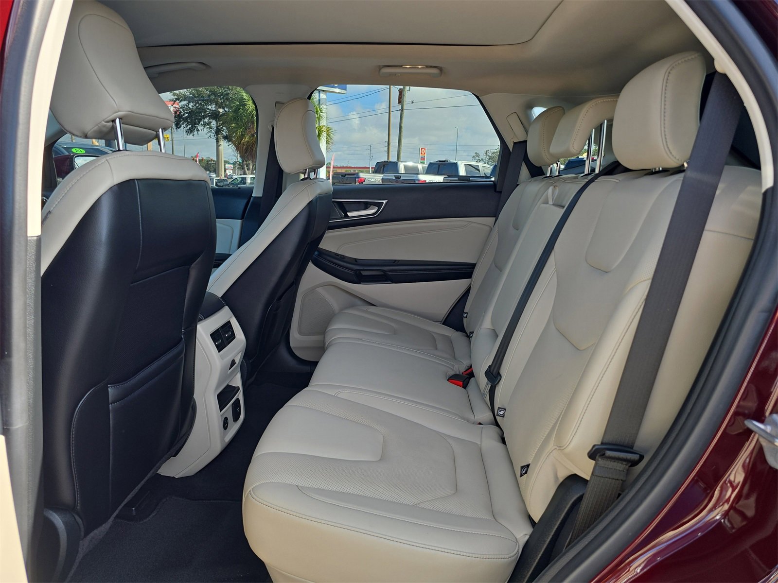 Certified 2022 Ford Edge Titanium w/ Equipment Group 301A image 12