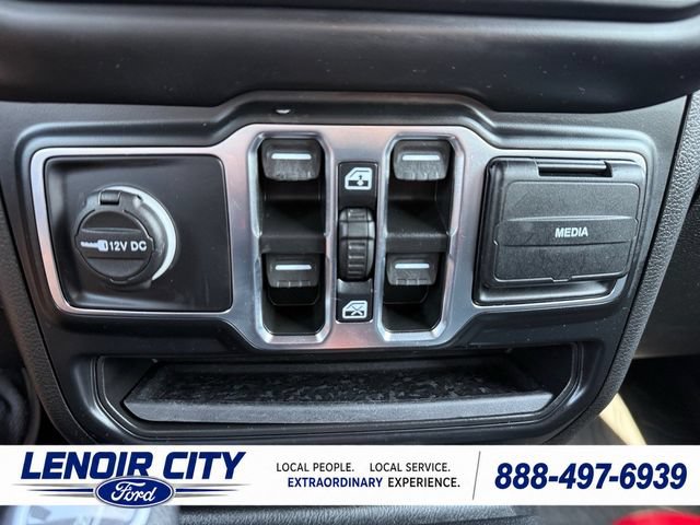 Used 2021 Jeep Wrangler Unlimited Sport AWD/4WD image 27