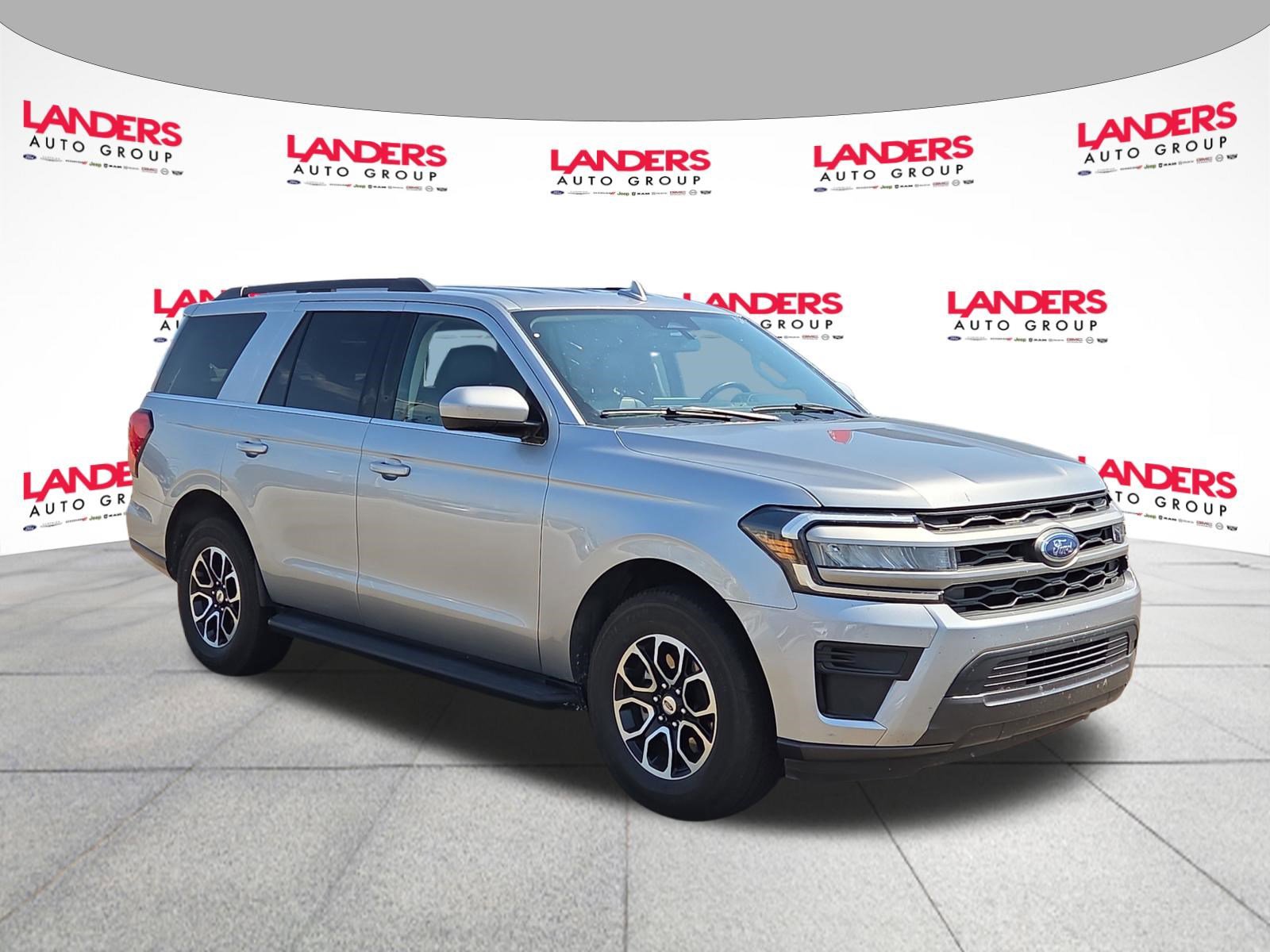 Certified 2024 Ford Expedition XLT RWD image 1