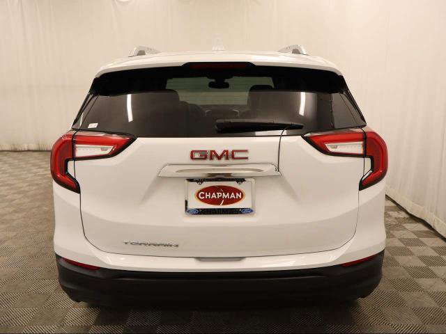 Used 2024 GMC Terrain SLT image 10