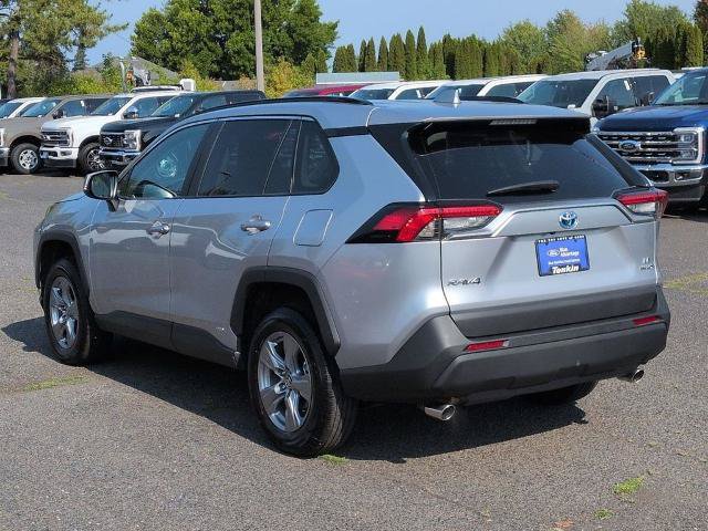 Used 2024 Toyota RAV4 LE AWD/4WD image 3