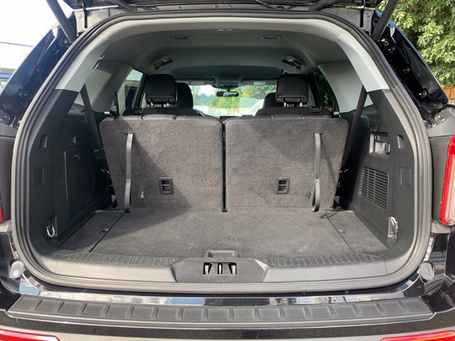 Certified 2024 Ford Explorer XLT w/ Class IV Trailer Tow Package AWD/4WD image 6