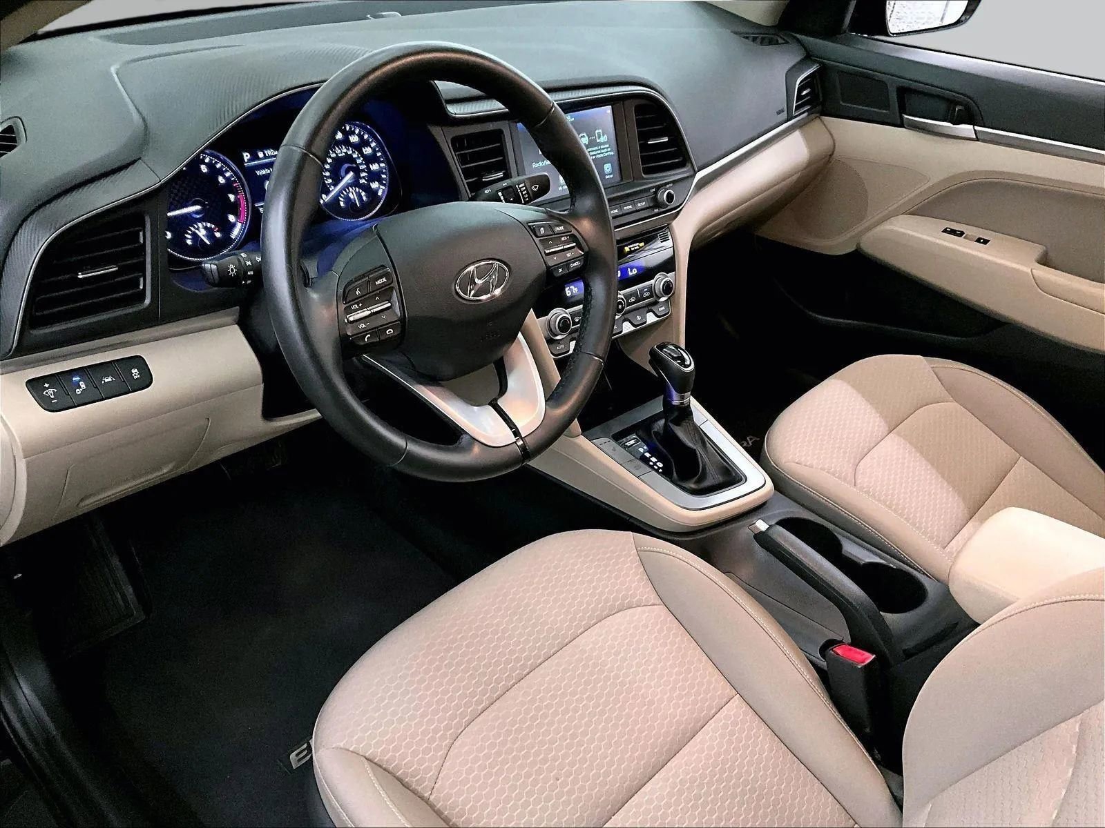 Used 2020 Hyundai Elantra Value Edition image 12