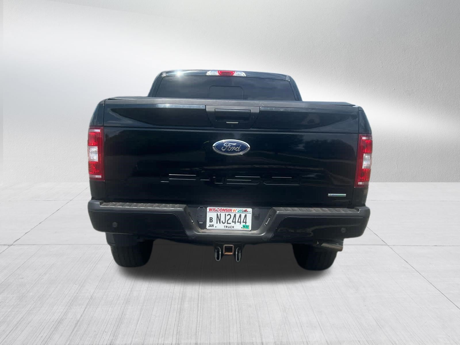 Certified 2018 Ford F150 XLT w/ Equipment Group 302A Luxury AWD/4WD image 6