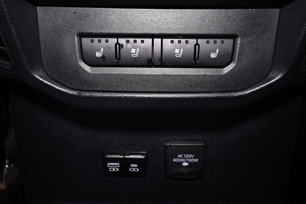 Used 2023 Toyota Tundra Capstone image 21