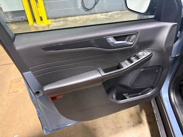 Certified 2024 Ford Escape ST-Line w/ Tech Pack #1 AWD/4WD image 21