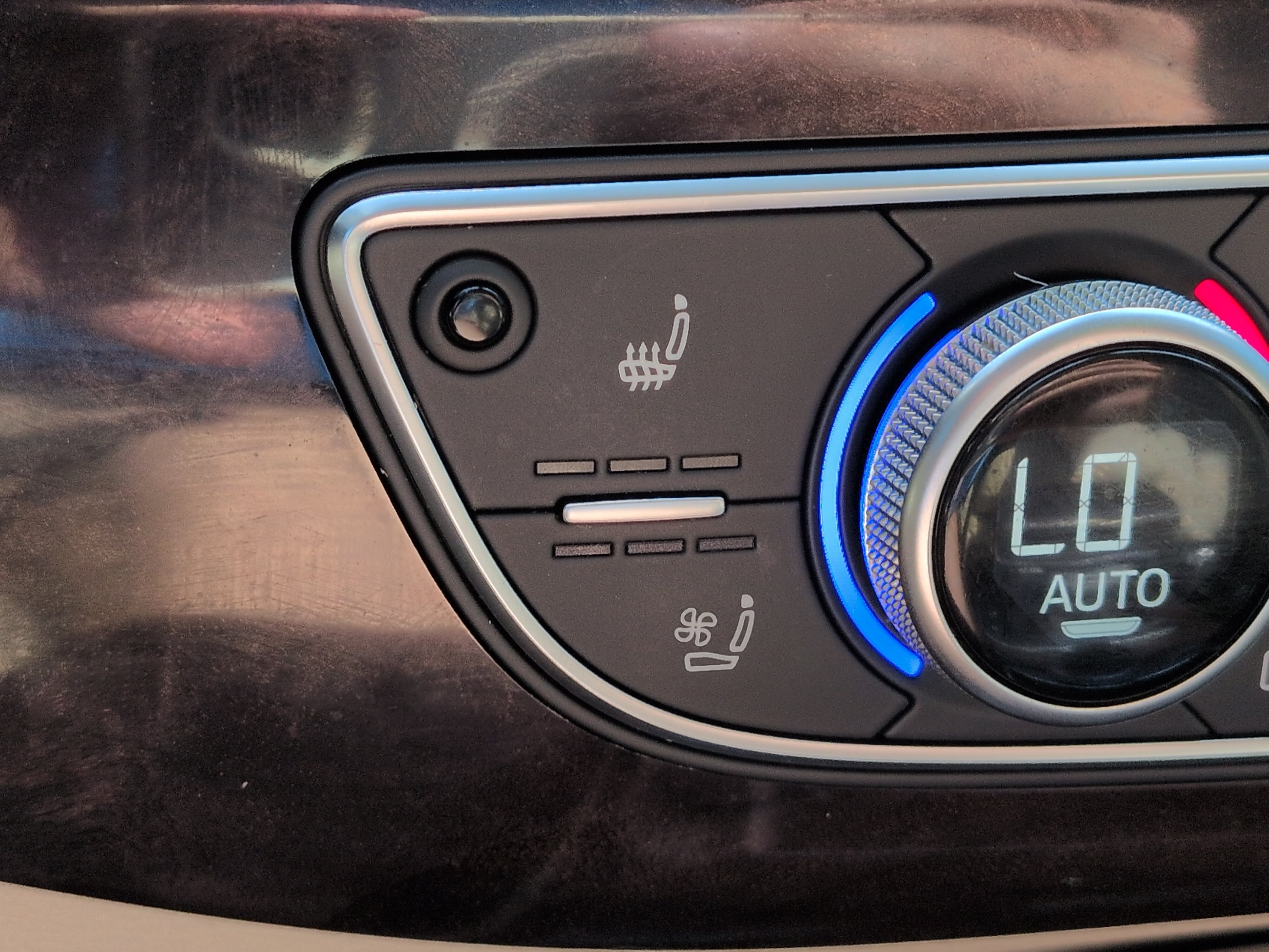 Used 2019 Audi Q7 3.0T Prestige AWD/4WD image 22