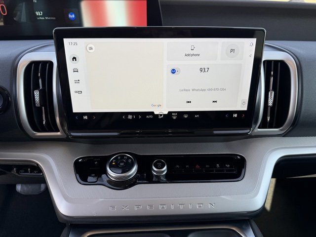 Certified 2025 Ford Expedition Active image 17