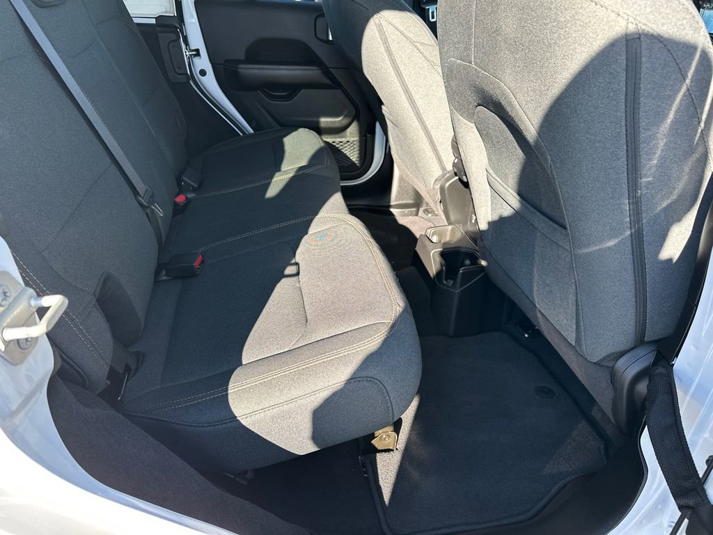 Used 2024 Jeep Wrangler Sahara image 16