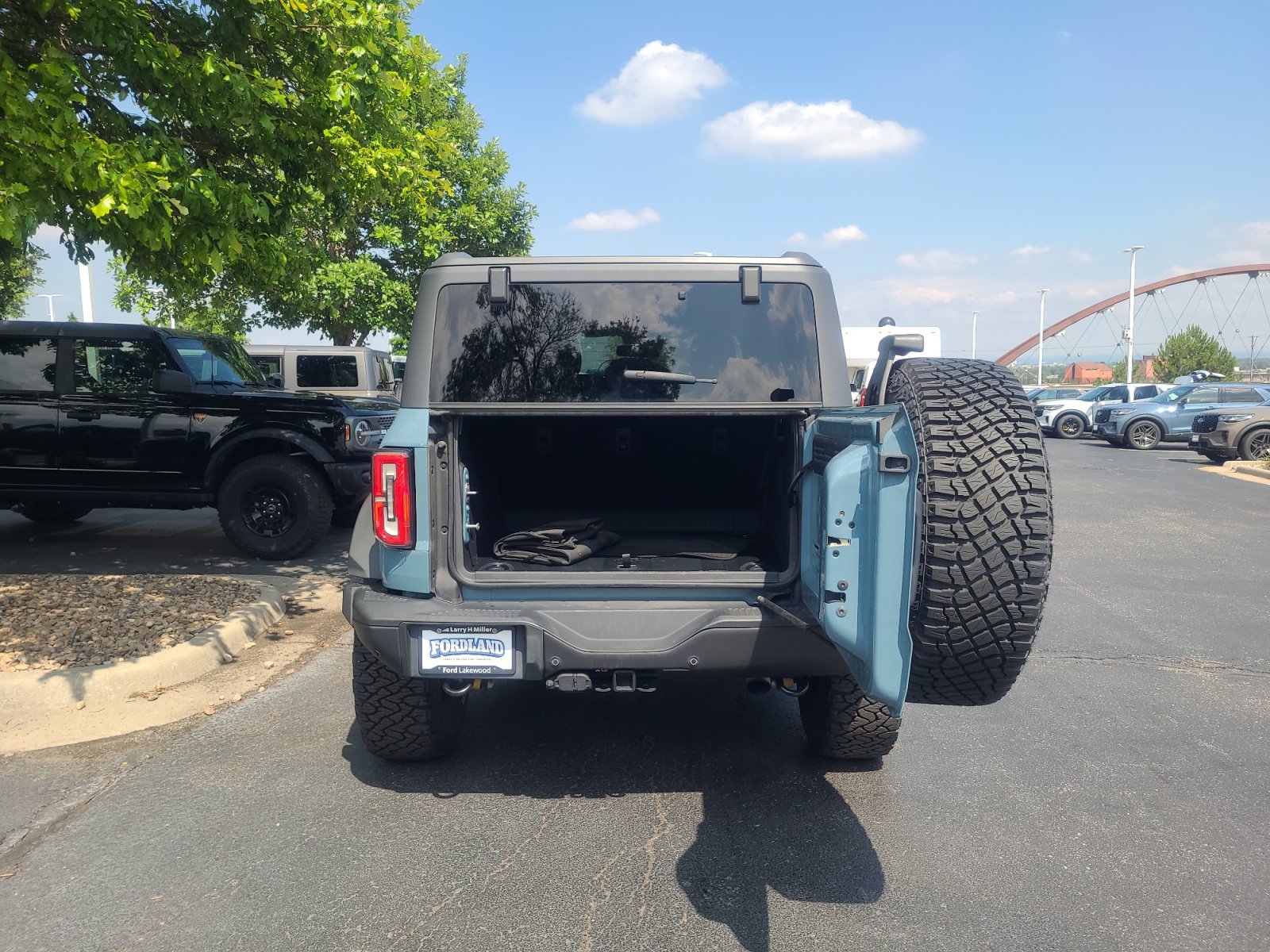 Certified 2023 Ford Bronco Badlands AWD/4WD image 33