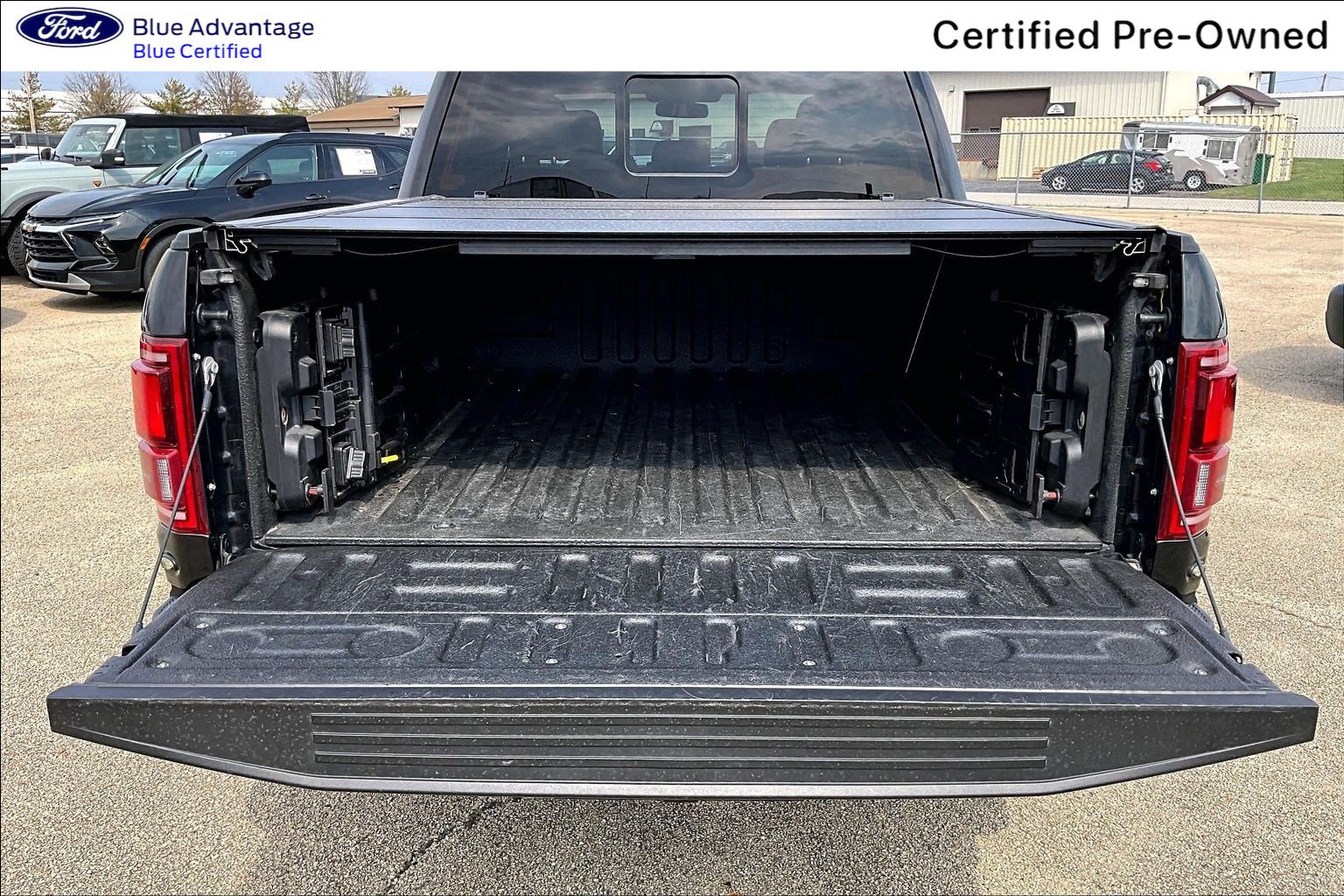 Certified 2017 Ford F150 Raptor w/ Equipment Group 802A Luxury AWD/4WD image 19