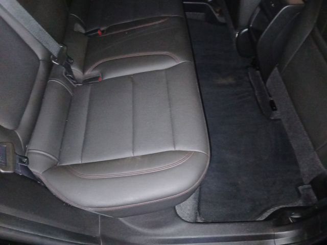 Used 2025 Chevrolet Trax RS w/ Sunroof Package FWD image 41