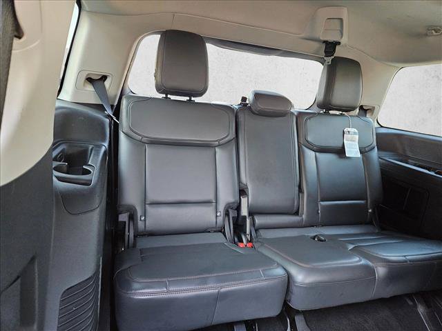 Certified 2025 Ford Expedition Active AWD/4WD image 16