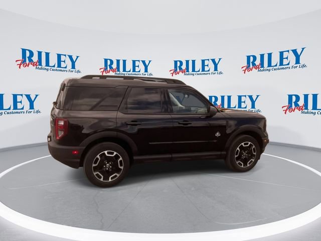 Certified 2023 Ford Bronco Sport Outer Banks w/ Tech Package AWD/4WD image 9