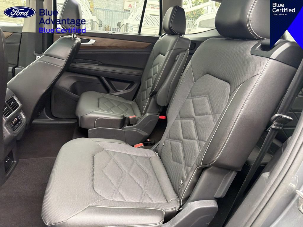 Used 2024 Volkswagen Atlas SE FWD image 14