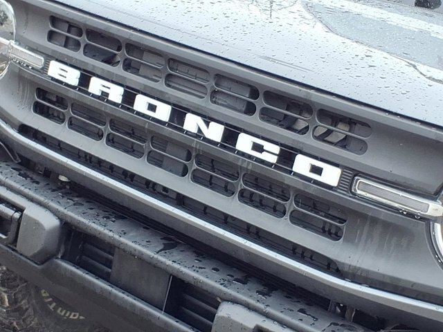 Certified 2024 Ford Bronco Black Diamond w/ Sasquatch Package AWD/4WD image 29