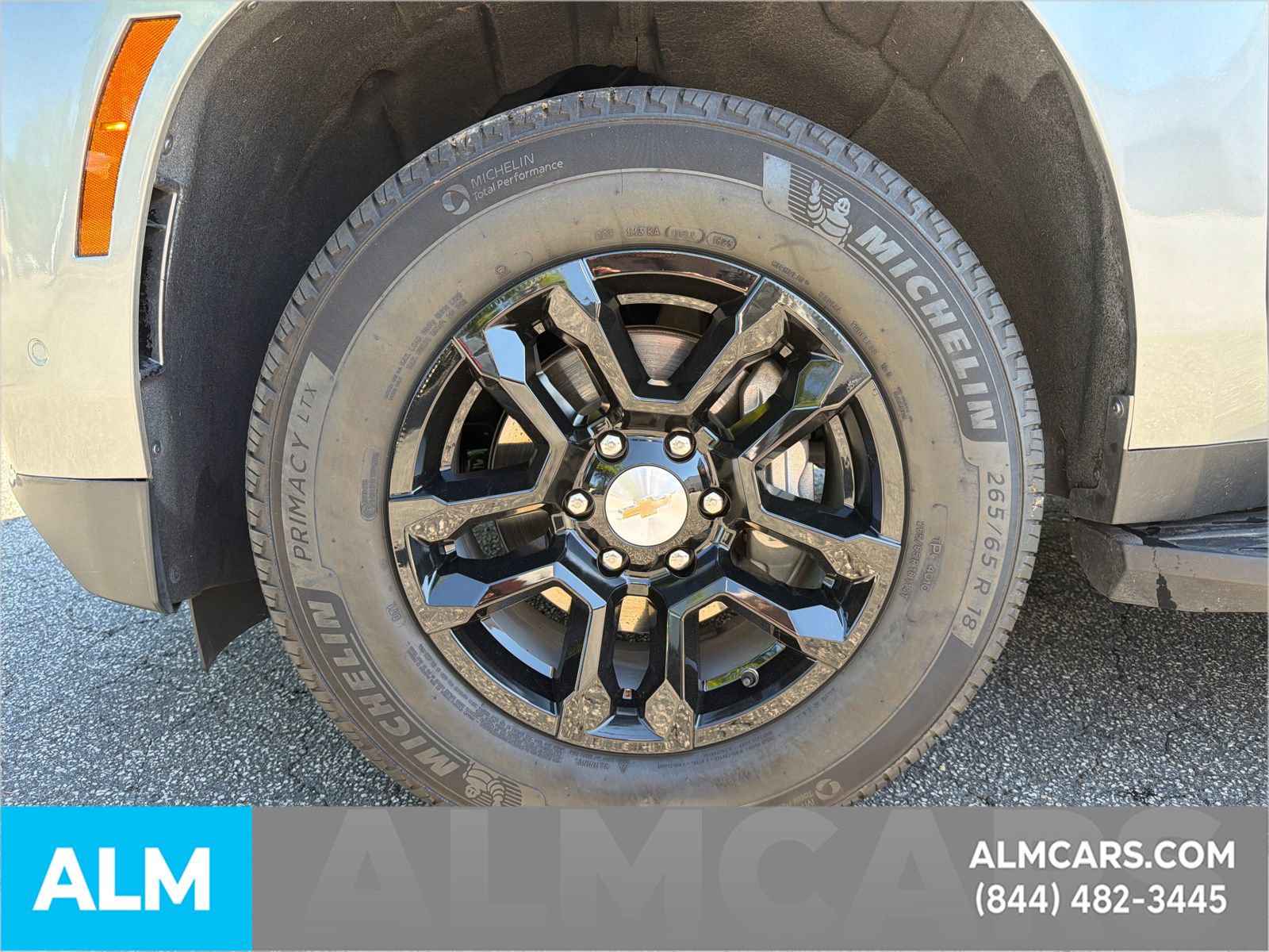 Used 2025 Chevrolet Tahoe LT AWD/4WD image 12