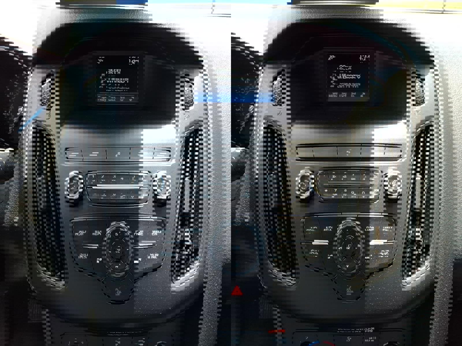 Certified 2018 Ford Focus SE w/ Cold Weather Package FWD image 16