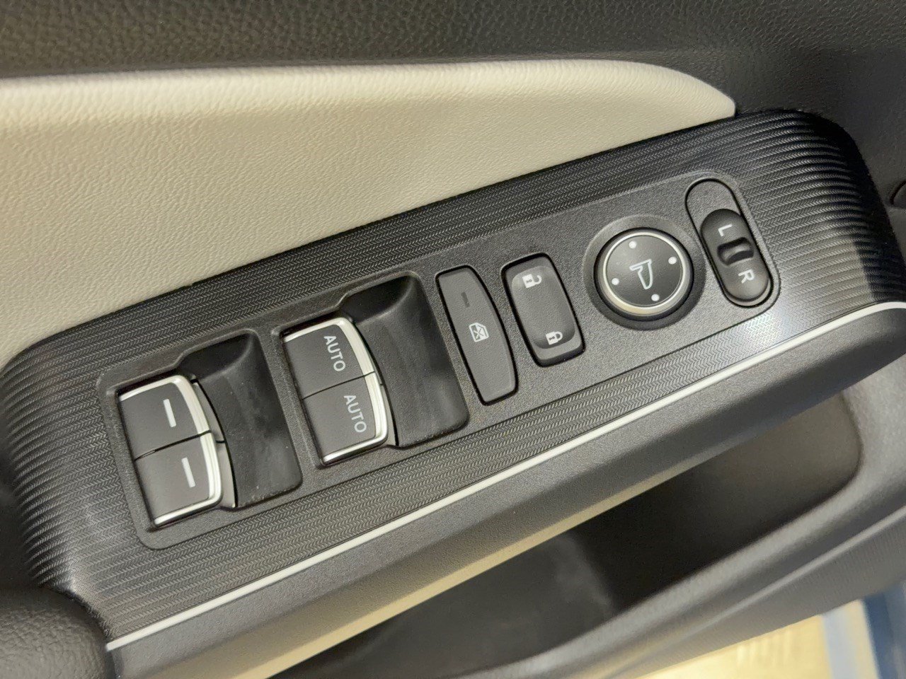 Used 2025 Honda Civic Sport Touring image 15