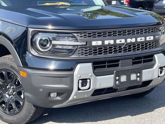 Certified 2025 Ford Bronco Sport Badlands AWD/4WD image 2