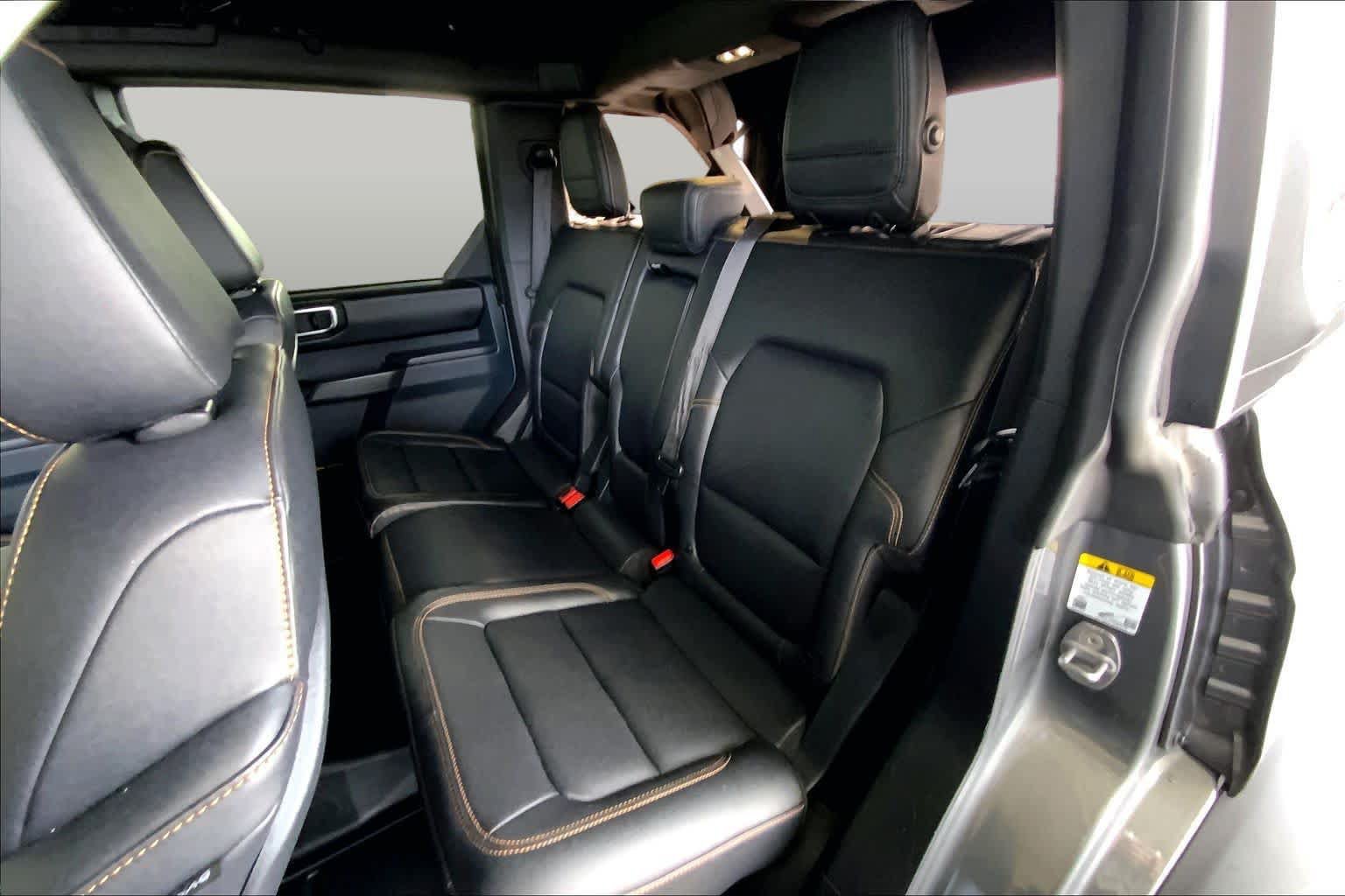 Certified 2024 Ford Bronco Badlands AWD/4WD image 20